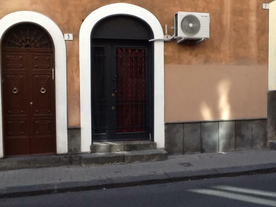 Gisira Apartments Al Borgo Catania Exteriör bild